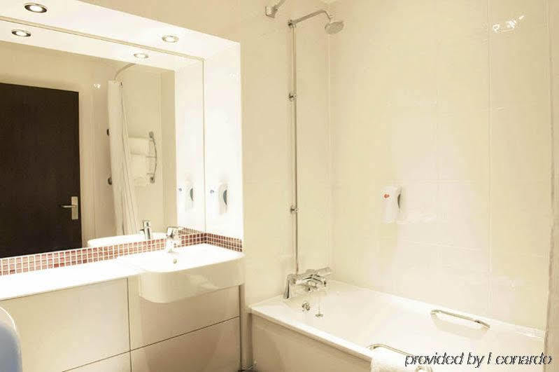 Premier Inn Canterbury City Centre Exteriér fotografie